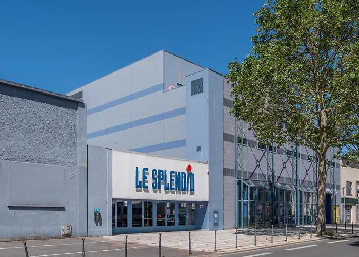 Hotels in Saint-Quentin (Aisne)