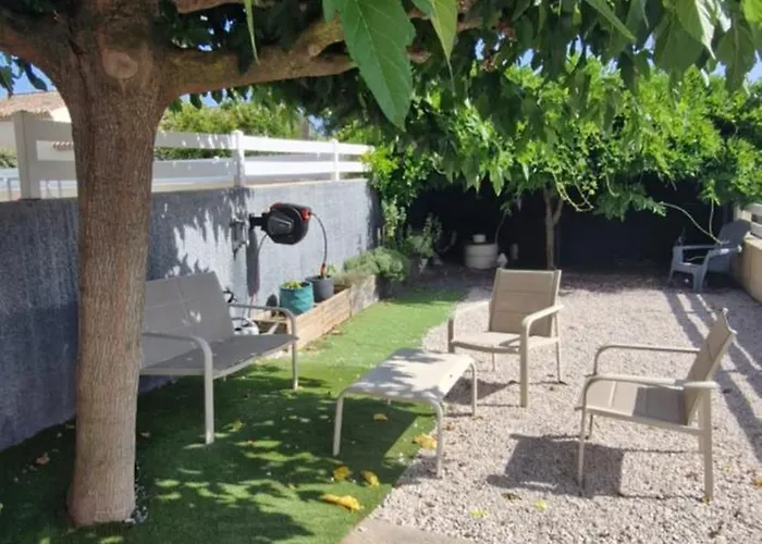 Hotels in Vias
