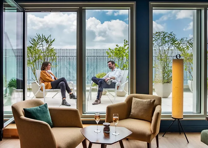 Saint-Fiacre-sur-Maine Hotels