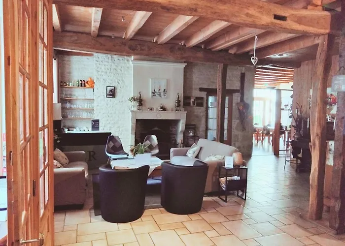 Hôtels à Aulnay (Charente-Maritime)