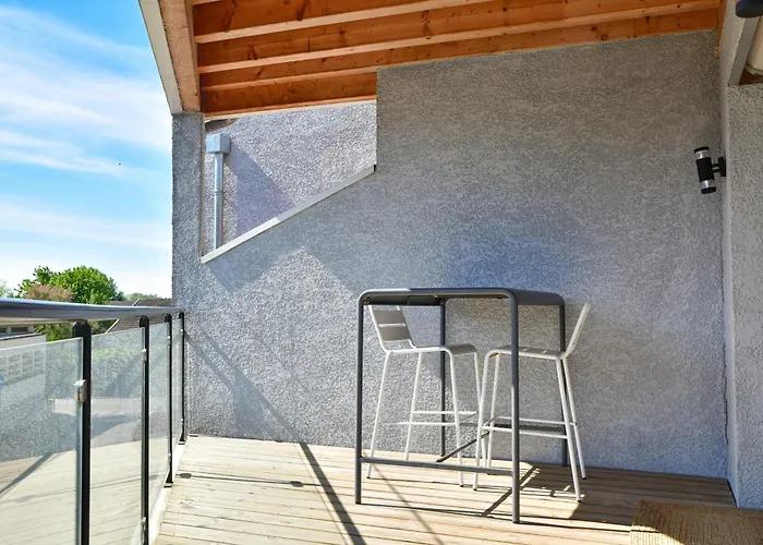 Villars-les-Dombes Hotels