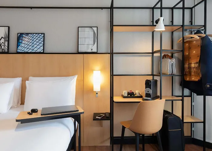 Ibis Paris Tour Eiffel Cambronne 15Eme Hotel
