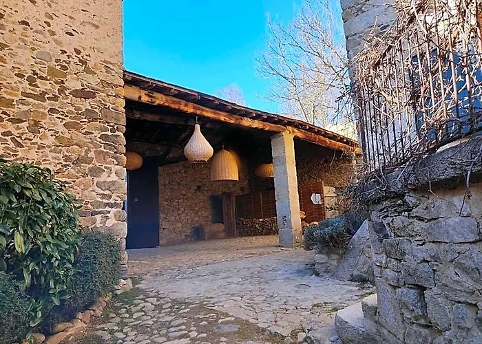 Latour-de-Carol Hotels