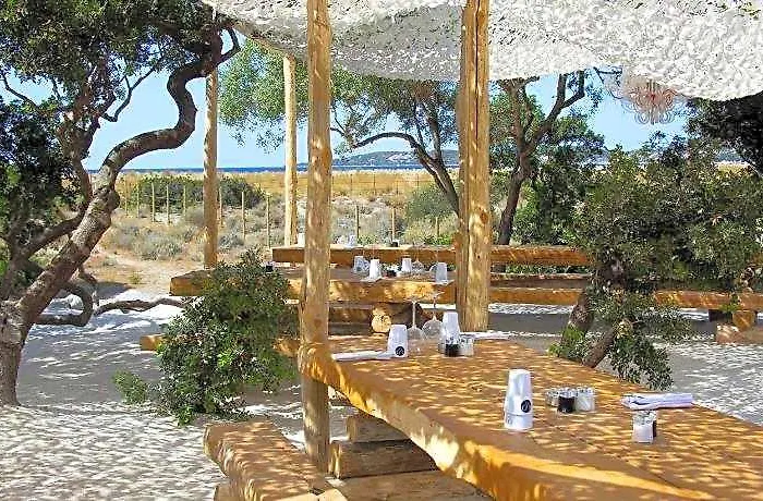 Serra-di-Ferro (Corsica) Hotels