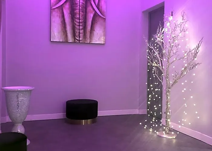 Vauvert Hotels