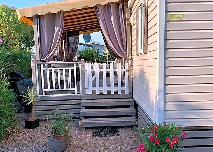 Magic Mobile Montourey, 3 Chambres, 2 Salles De Bain, Piscine Disponible Sur Place Fréjus