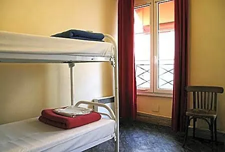 Aloha Hostel Eiffel Tower By Hiphophostels París