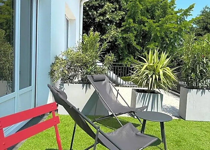 Hotel a Boos (Seine-Maritime)