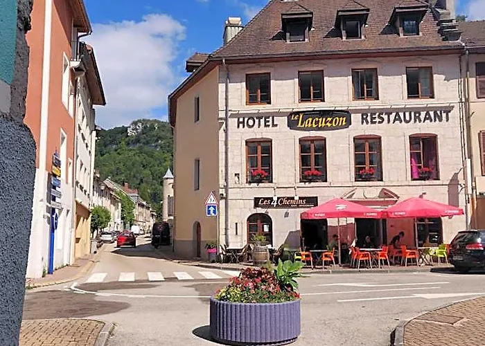 Moirans-en-Montagne Hotels
