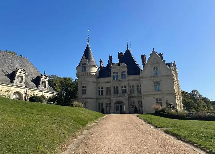 Montlouis-sur-Loire Hotels
