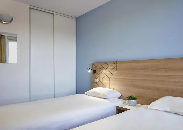Ivry-sur-Seine Hotels