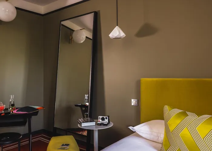 Lhotel - Face Au Chateau - Boutique Hotel Et Seminaires Nantes