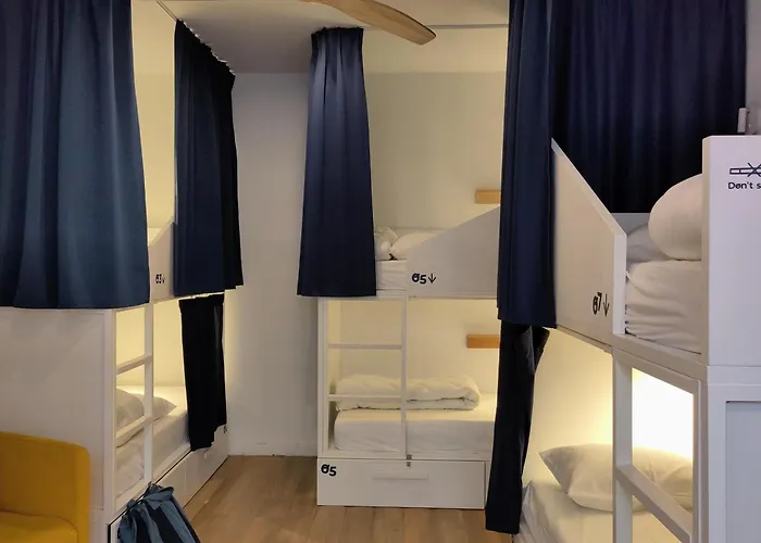 Lyon Hostels