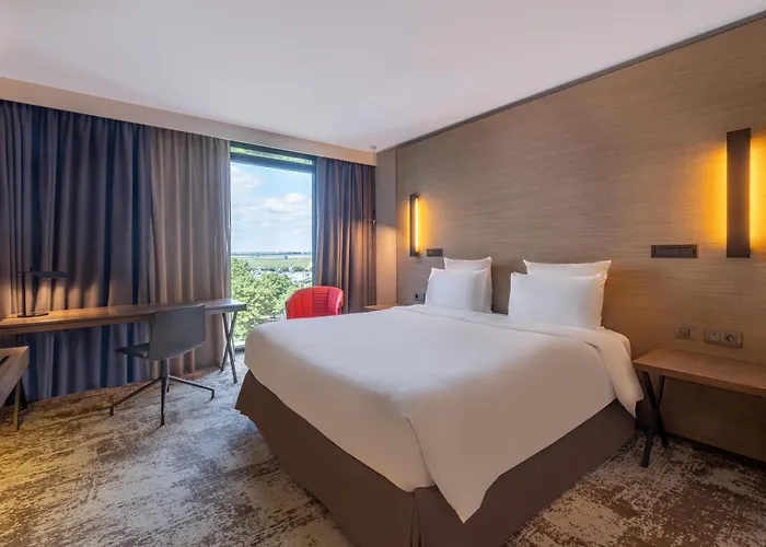 Radisson Blu Cdg Airport Terminal Hotel, Paris Le Mesnil-Amelot