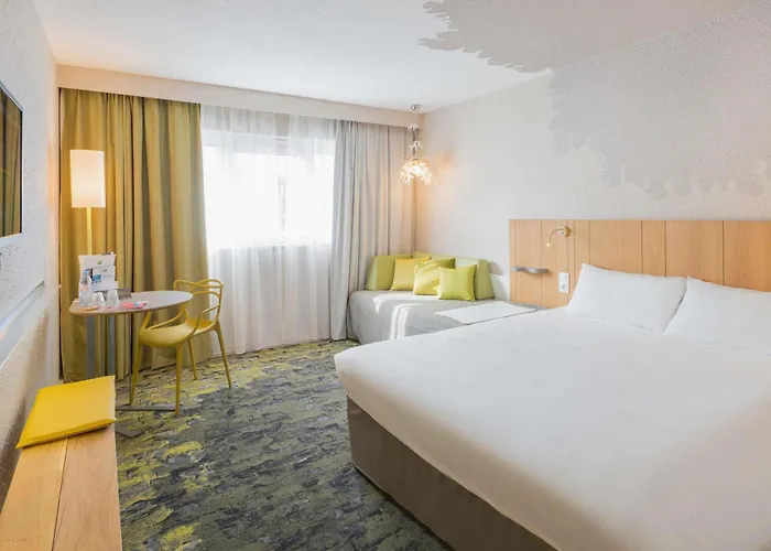 Chambray-les-Tours Hotels