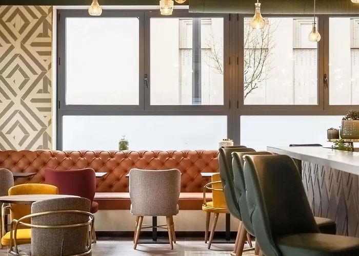 Mercure Paris Bercy Bibliotheque