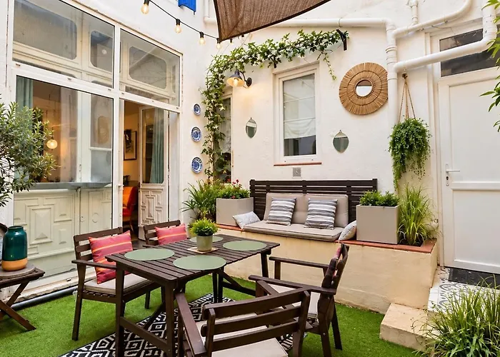 Hotel Le RétroMirabeau Narbona
