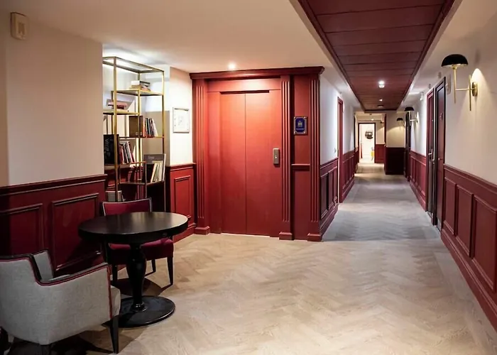 Baron (Gard) Hotels