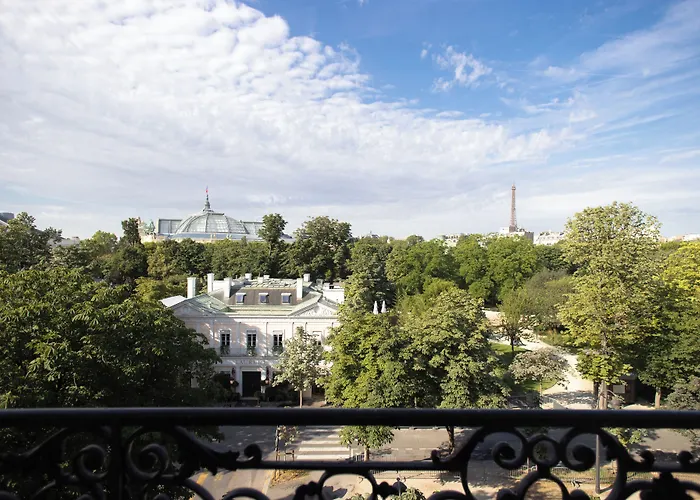 La Reserve Paris Hotel & Spa