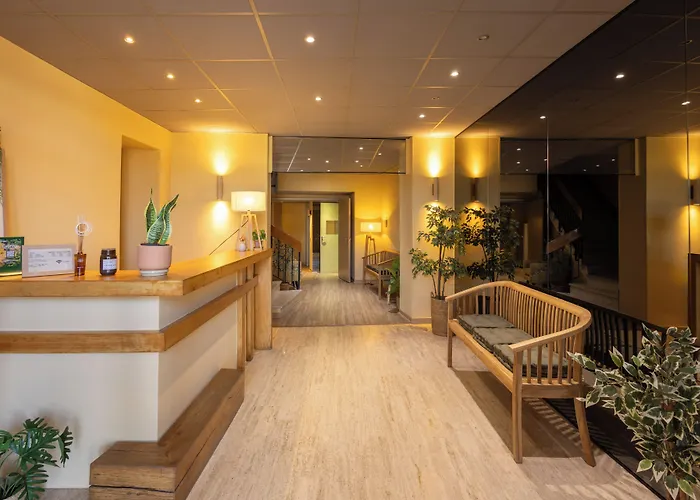 Apt Hotels