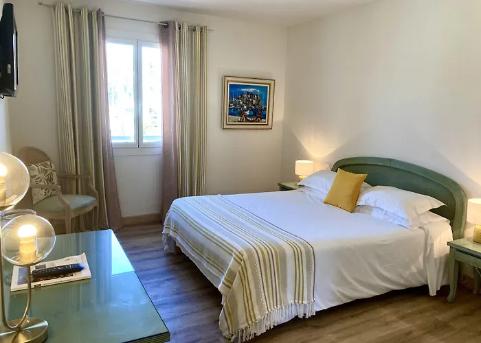 Hotel a Bonifacio (Corsica)