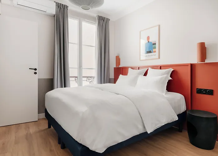 Edgar Suites Saint-Lazare - Amsterdam Parigi
