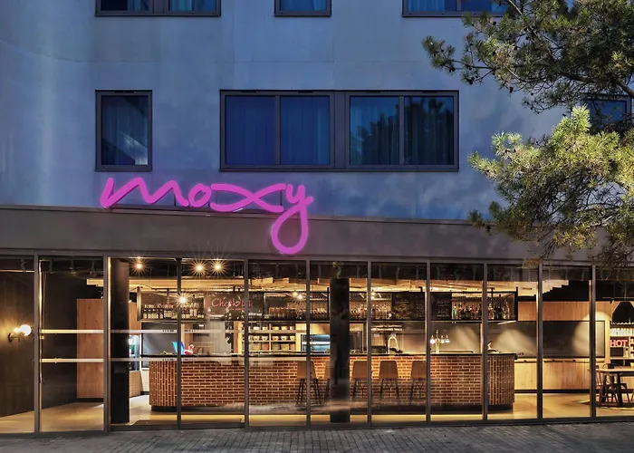 Moxy Amiens Hotel