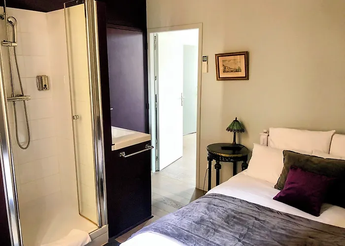 Au Coeur De Bordeaux B&B