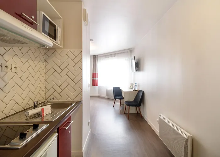 Villejuif Hotels
