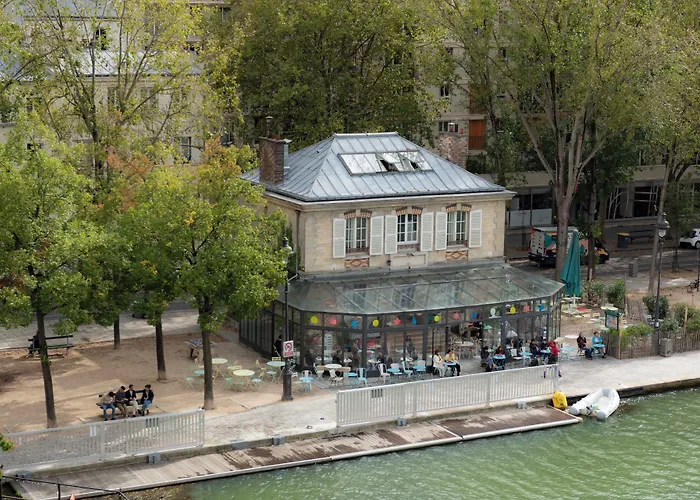Holiday Inn Express Paris-Canal De La Villette By Ihg