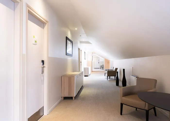 Montesson Hotels