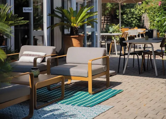 Hoteles que admiten perros en Nimes 