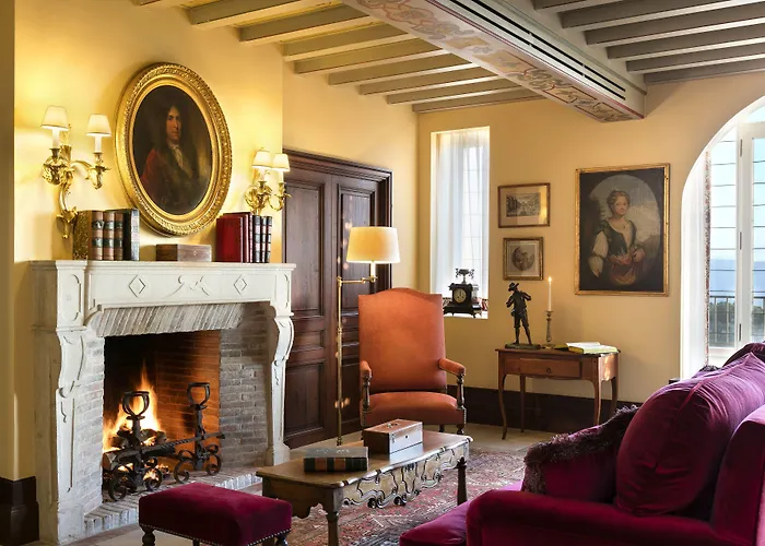 Gordes Hotels