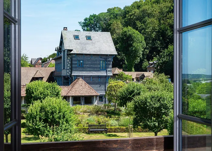 Best 14 Spa Hotels in Honfleur for a Relaxing Getaway