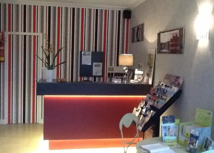 La Bussiere (Loiret) Hotels
