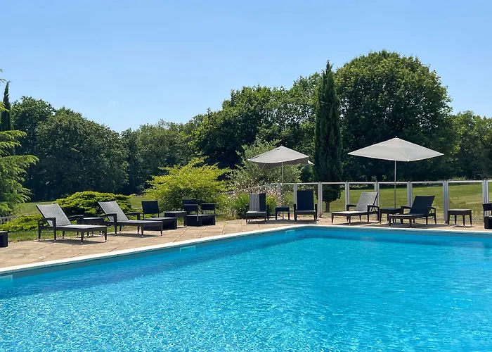 Exideuil-sur-Vienne Hotels