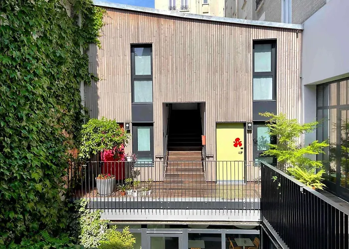 Ibis Styles Paris La Defense Courbevoie Hotel