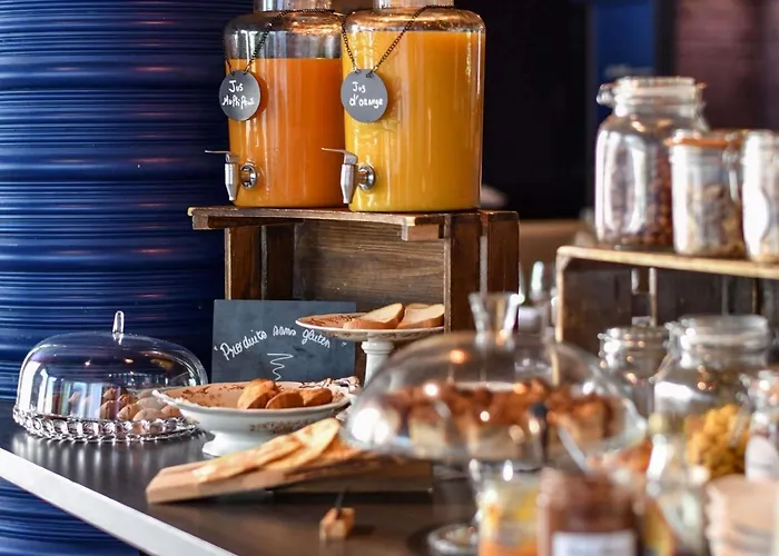 Fontainebleau Hotels