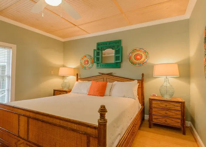 Family Holiday Cottages in Key West