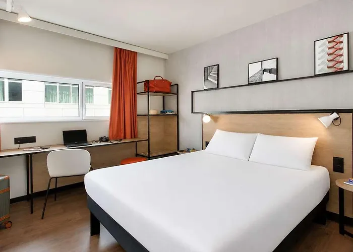 Hotels in Clermont-Ferrand