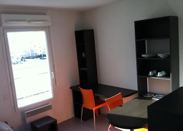 Aparthotel Parc Arena Nîmes