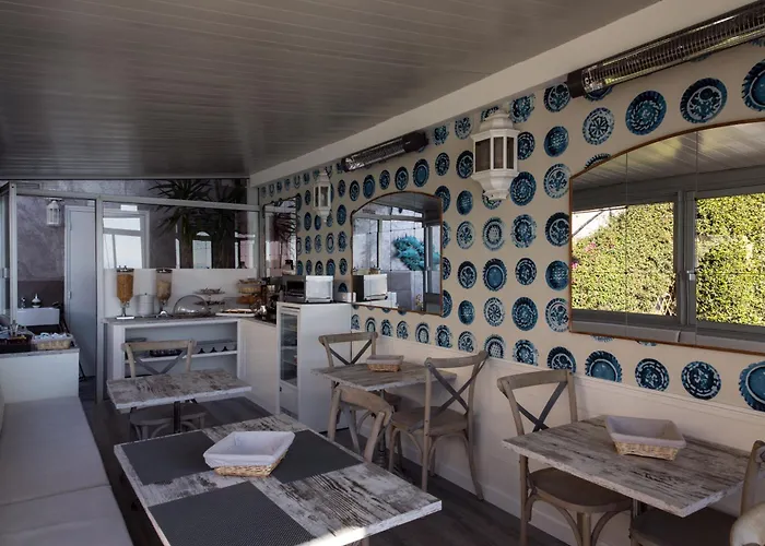 Hotel De Charme Regency Roccabruna