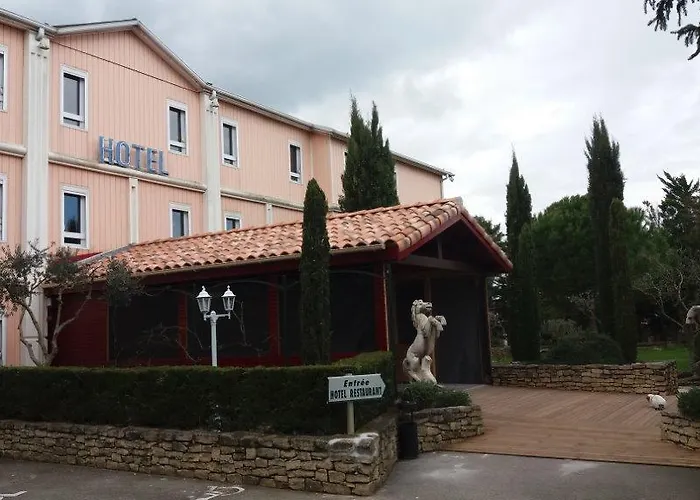 Hotel Lou Mistralou Saint-Andiol