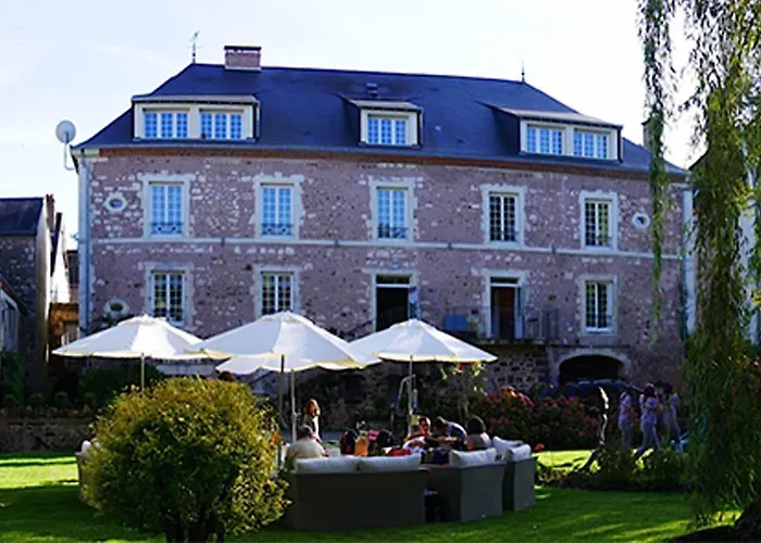 Hôtels à Thiron-Gardais