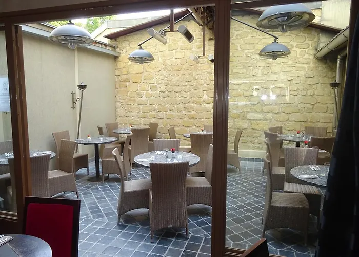 Hotel Au limousin à Levallois-Perret