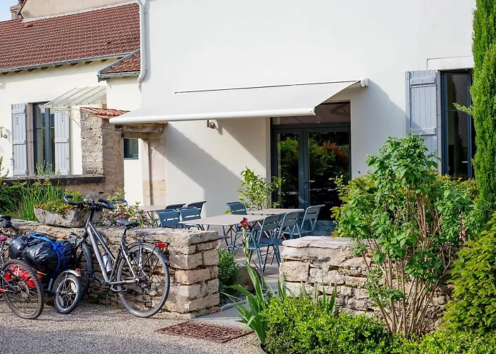 Le Clos De L'Aigue Beaune 