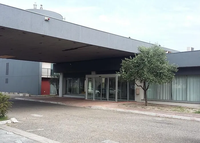 Yes Hotel Avignone