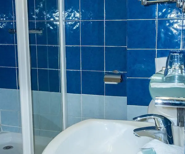 Hostels in Nice