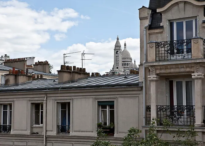 Attichy Hotels