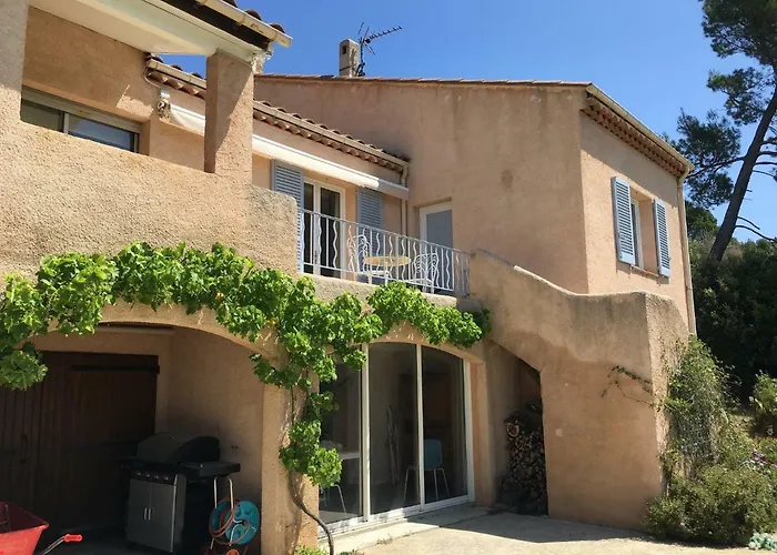 Villa Leis Arbouso à Lorgues avec Piscine